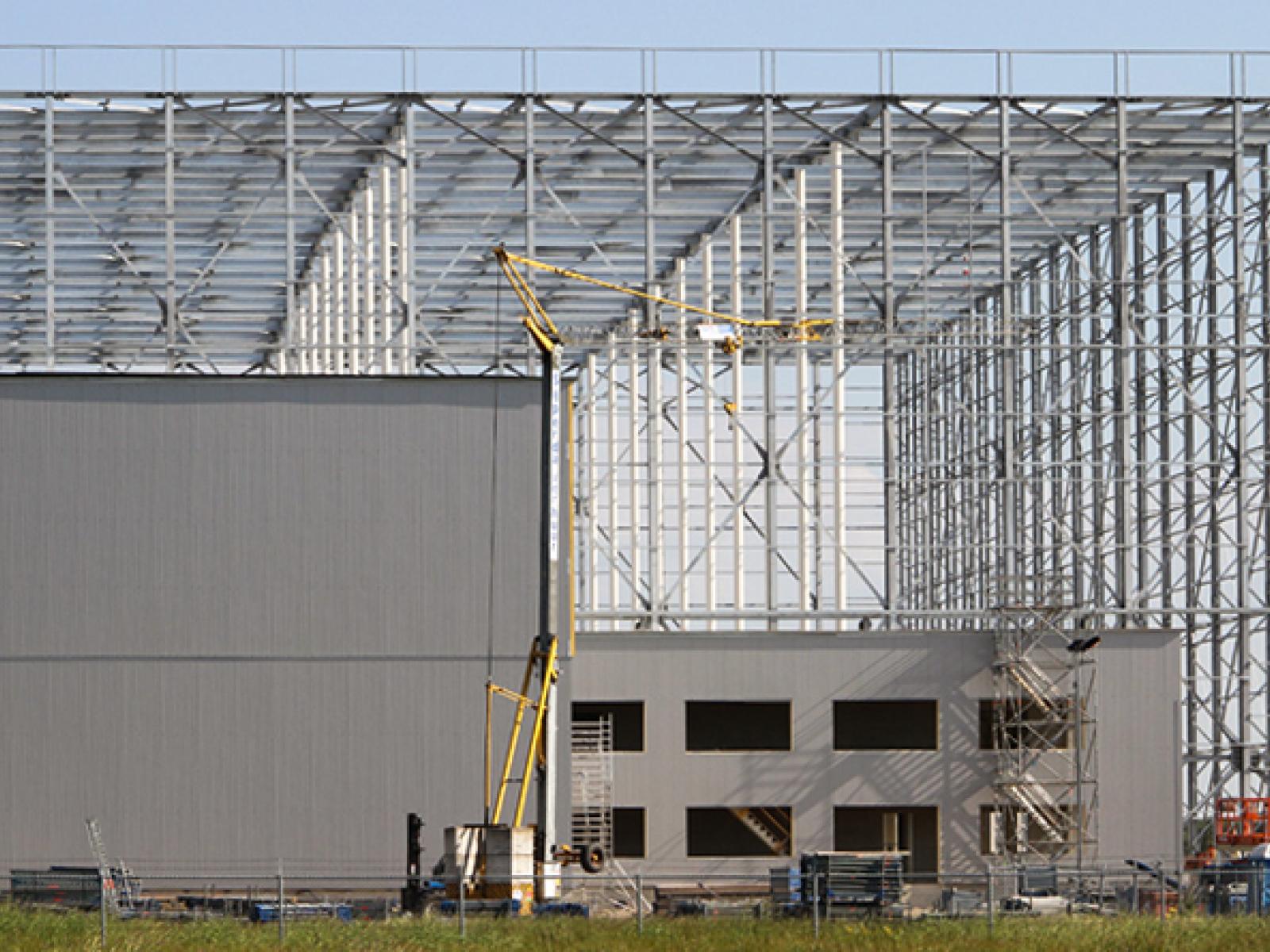 Verzinken staalconstructie Ausnutria Rotocoat