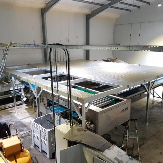 Bordessen voor groenteverwerking