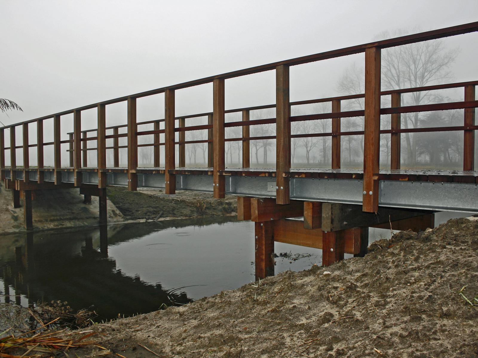 Brug Zandwetering verzinkt Rotocoat