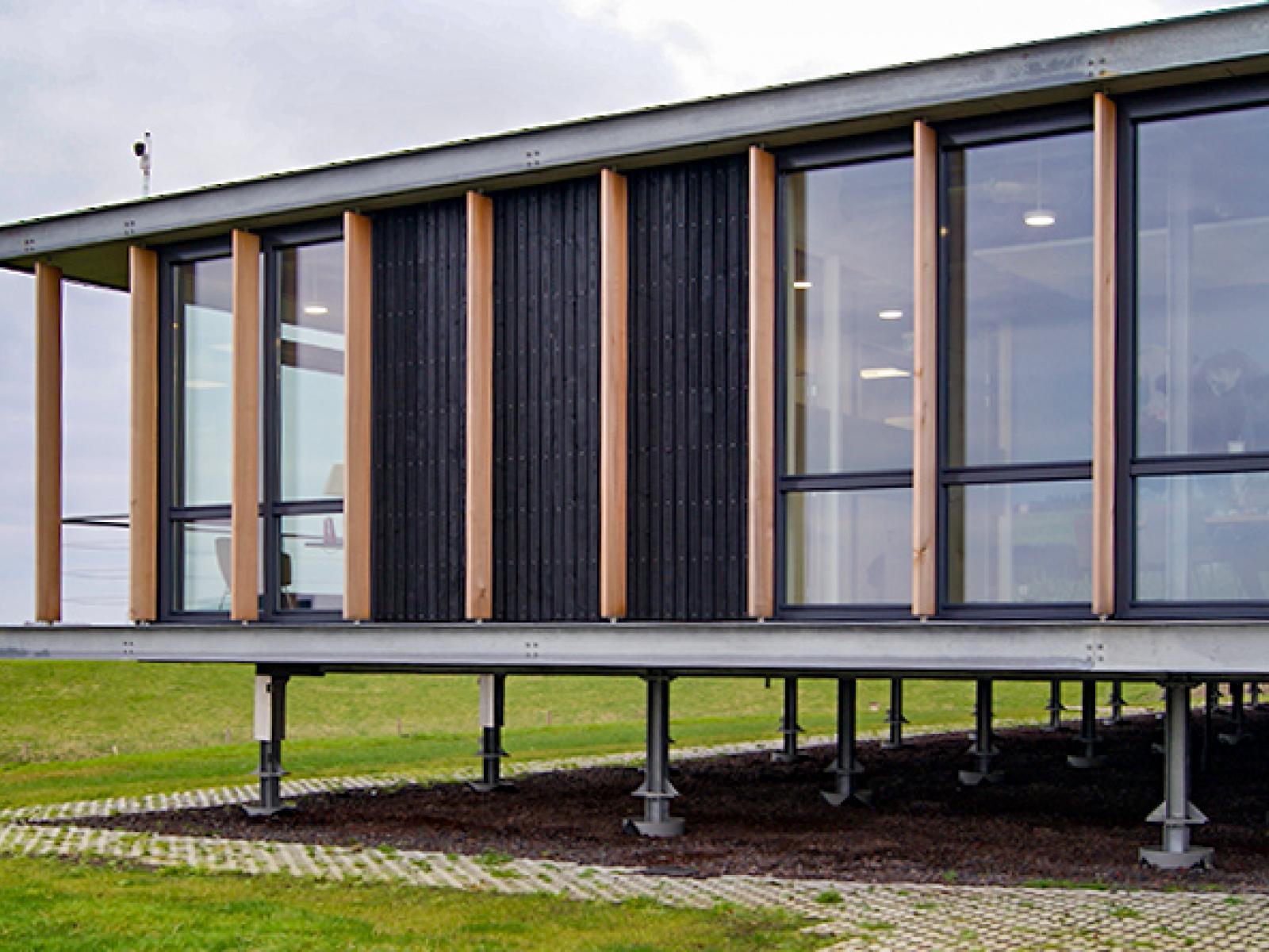 Energie Kenniscentrum Leeuwarden thermisch verzinken staalconstructie roosters Rotocoat